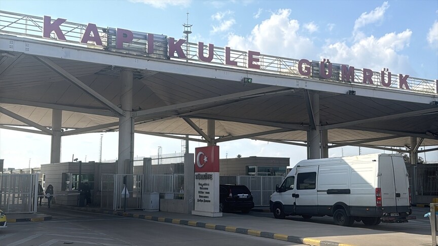 Türkiye'deki çifte vatandaşlar seçim için Bulgaristan'a gidiyor