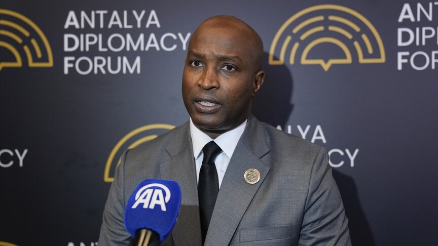 Gine-Bissau Dışişleri Bakanı Viera II, Türkiye ile ilişkileri "olumlu" olarak niteledi