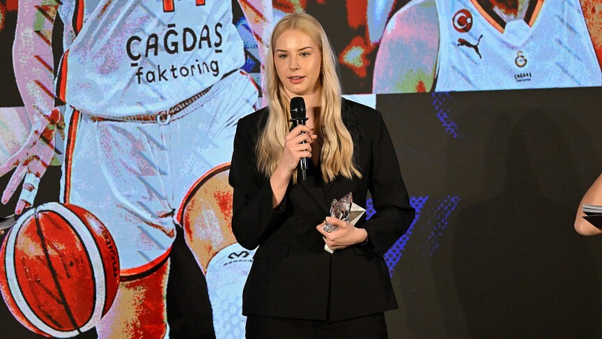 Galatasaraylı basketbolcu Juhasz, Avrupa Ligi'nde sezonun "en değerlisi" seçildiği için gururlu