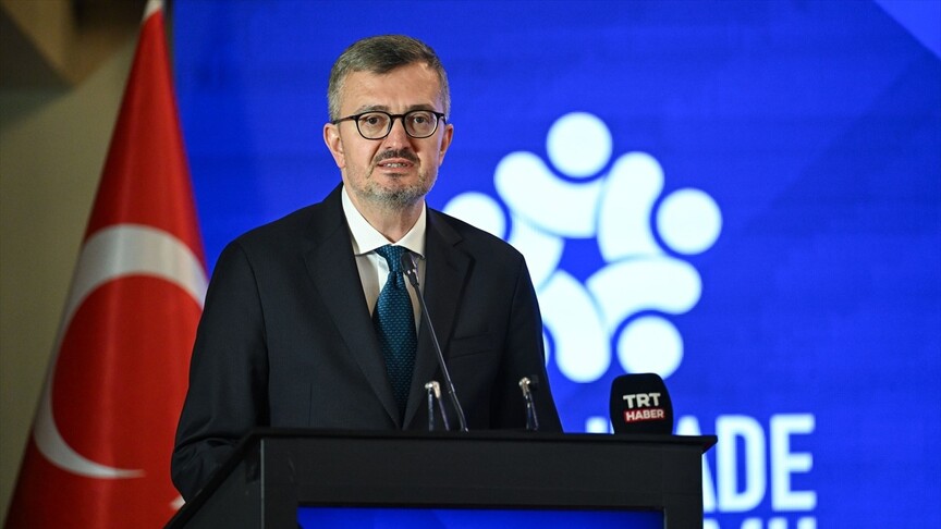 İletişim Başkanı Duran: Türkiye'de yasal düzenlemelerle siber egemenliğe sahip çıkmak durumundayız