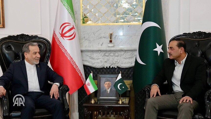 عەباس عەراقچی لە پاکستان لەگەڵ سوپاسالای ئەو وڵاتە عاسم مونیر کۆبوویەوە