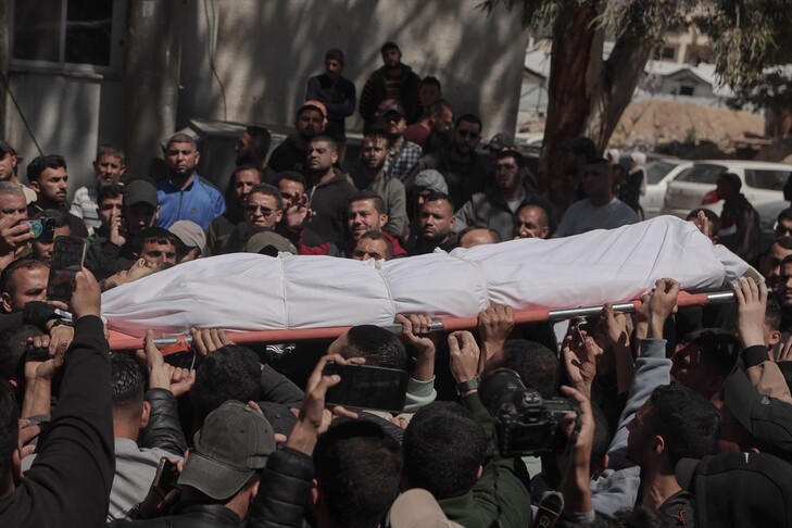 İsrail'in Gazze'deki saldırısında yaralanan Hamas Siyasi Büro Üyesi Hayye'nin oğlu hayatını kaybetti