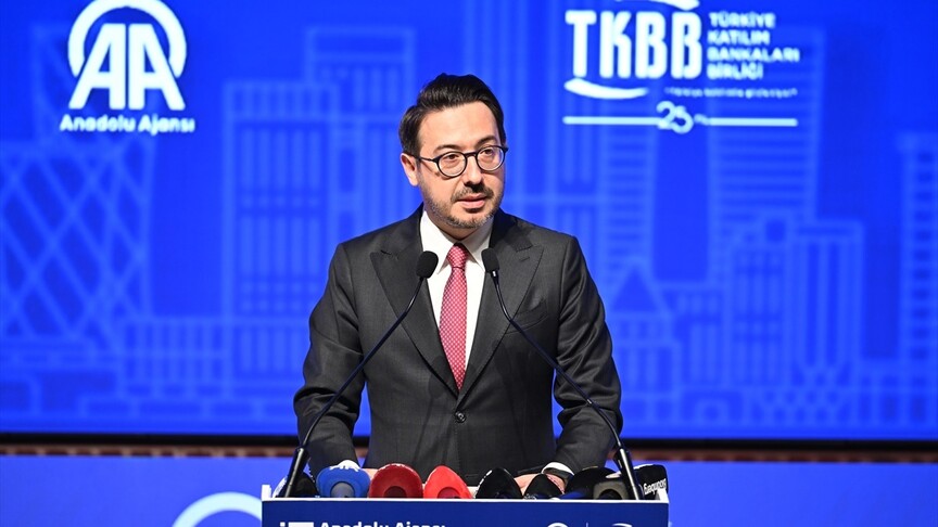 به‌ڕێوه‌به‌ری گشتیی ئاژانسی ئانادۆڵو كاراگۆز: "ئامانجمان ناساندنی سیستمی بانکی و دارایی بەشدارییە لەسەر ئاستی جیهان"