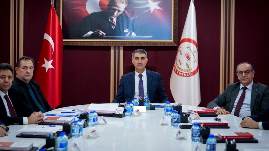 YSK, yeni Başkanı Serdar Mutta ve üyeleriyle ilk toplantısını yaptı
