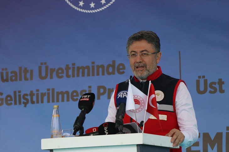 Bakan Yumaklı: Bugün dünyada stratejik güç, toprağını koruyan, suyunu verimli kullanan ülkelerin elinde
