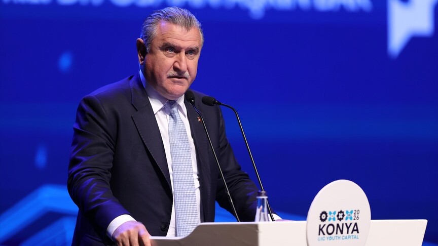 Bakan Bak: Konya'mızın 2026 yılı İİT Gençlik Başkenti unvanını büyük bir gururla taşıyacağına inanıyorum