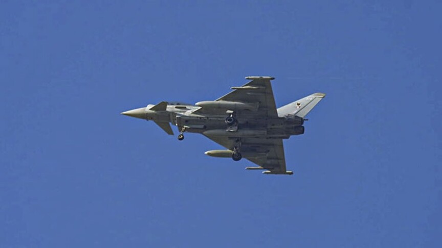 Avusturya, ABD ordusuna ait iki uçağın hava sahasını ihlal etmesi üzerine 2 Eurofighter havalandırdı