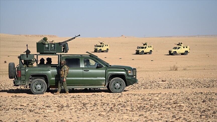 لە عێراق حەشدی شەعبی ئۆپەراسیۆنێکی بەناوی "سەپاندنی سەروەریی" لە بیابانەکانی نەجەف و کەربەلا دەست پێ کرد