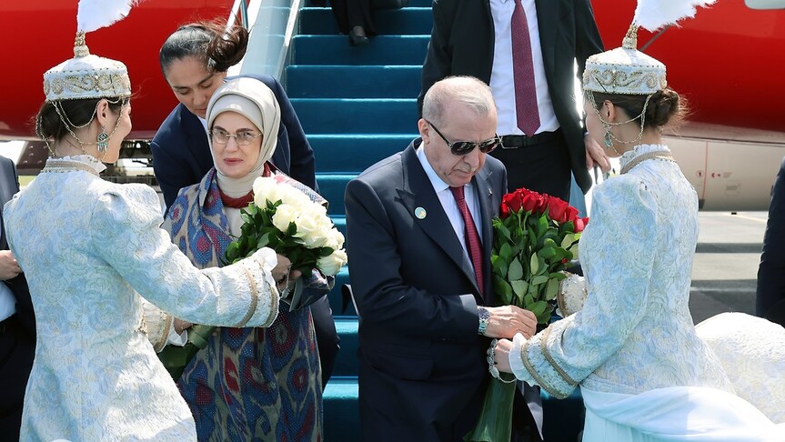 سەرکۆمار ئەردۆغان گەیشتە تورکستان