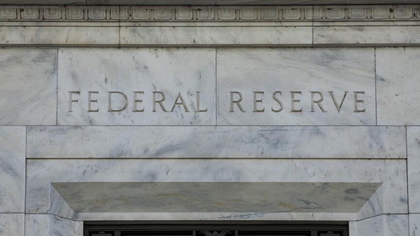 Fed, Kevin Warsh göreve başlayana kadar Jerome Powell'ı geçici başkan olarak atadı
