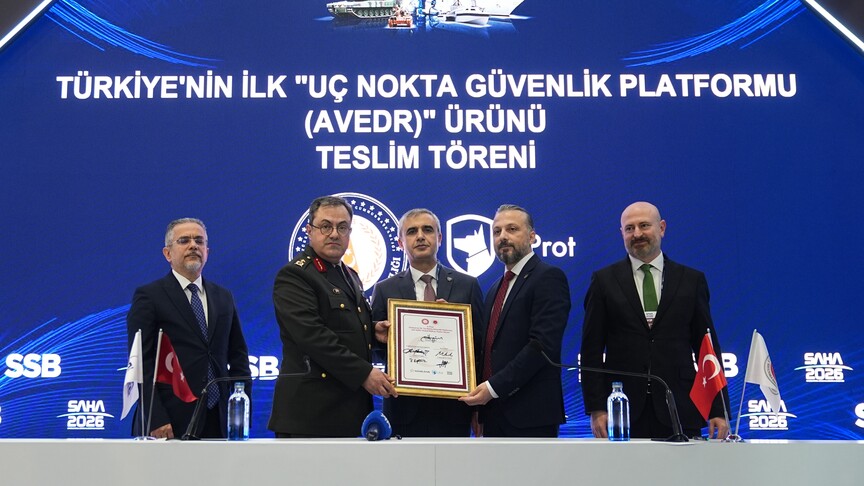 Siber tehditlere karşı yerli yazılıma "savunma" görevi