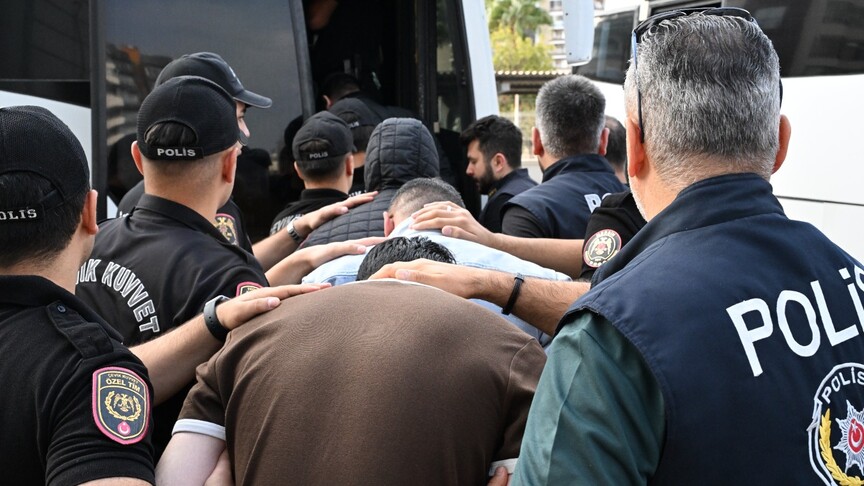 Antalya merkezli yasa dışı bahis soruşturmasında 183 şüpheli hakkında gözaltı kararı verildi