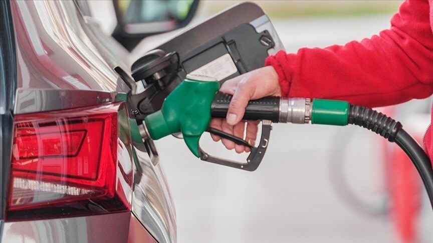 Petrol fiyatları ABD-İran görüşmelerine ilişkin olumlu haber akışıyla yüzde 5 düştü