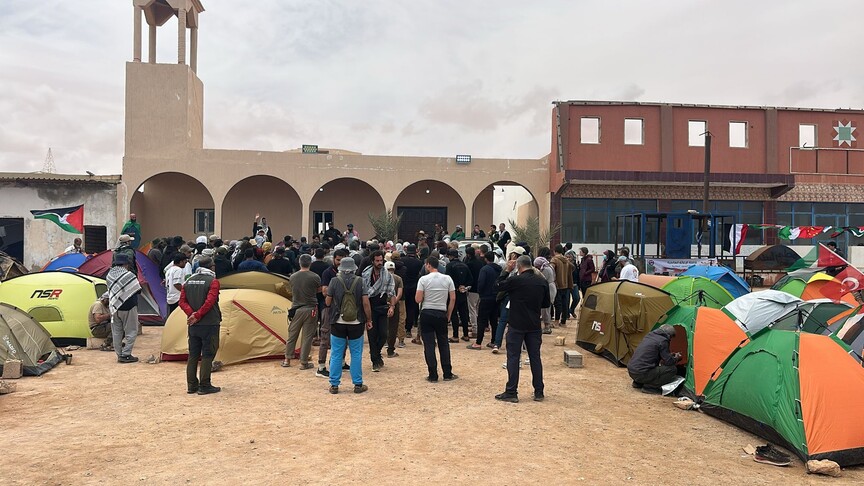 Küresel Sumud Filosu konvoyu Libya’nın doğusuna geçmek için 4 gündür Sirte yakınlarında bekliyor