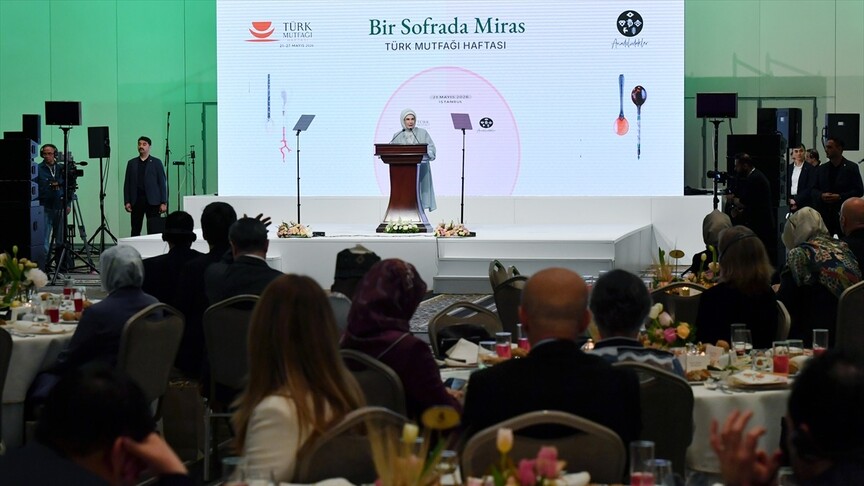 Emine Erdoğan "Bir Sofrada Miras" programına katıldı
