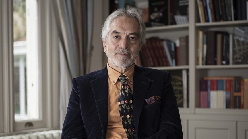 Prof. Dr. İskender Pala: Bir roman yazmak için yılda 2500 saat ter döküyorum