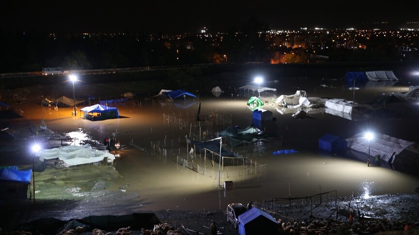 Hatay'ın Dörtyol ilçesinde sağanak hayatı olumsuz etkiledi