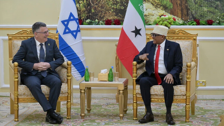 ١٥ وڵاتی عەرەبی و ئیسلامی پێداگیری ھەرێمی سۆماڵیلاند بۆ کردنەوەی باڵیۆزخانە لە قودس ڕەت دەکەنەوە