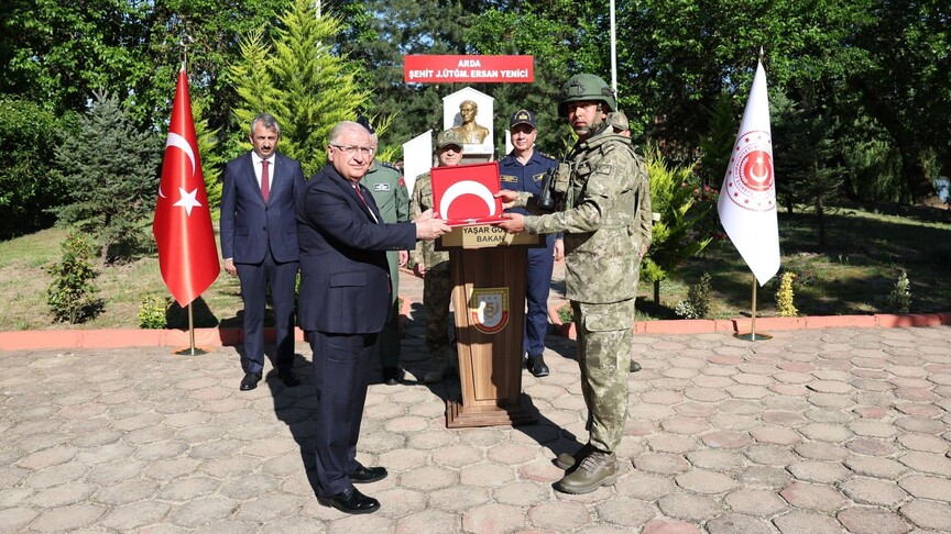 Bakan Güler: Milletimizin huzuru için çalışmalarımızı aynı azim ve kararlılıkla sürdürmeye devam edeceğiz