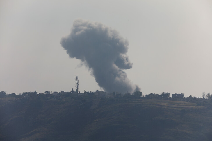 Israeli airstrikes kill 31, wound 40 in southern Lebanon