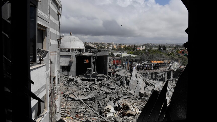 Israeli airstrikes in Lebanon kill at least 2 early Wednesday