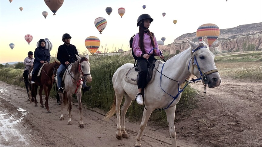 Kurban Bayramı tatilinde Kapadokya'da yerli turist yoğunluğu yaşanıyor