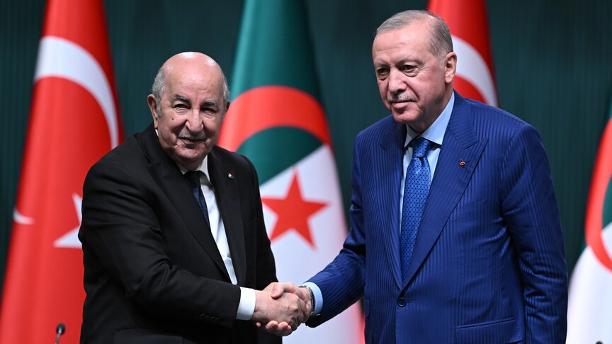 Cumhurbaşkanı Erdoğan, Cezayir Cumhurbaşkanı Tebbun ile telefonda görüştü