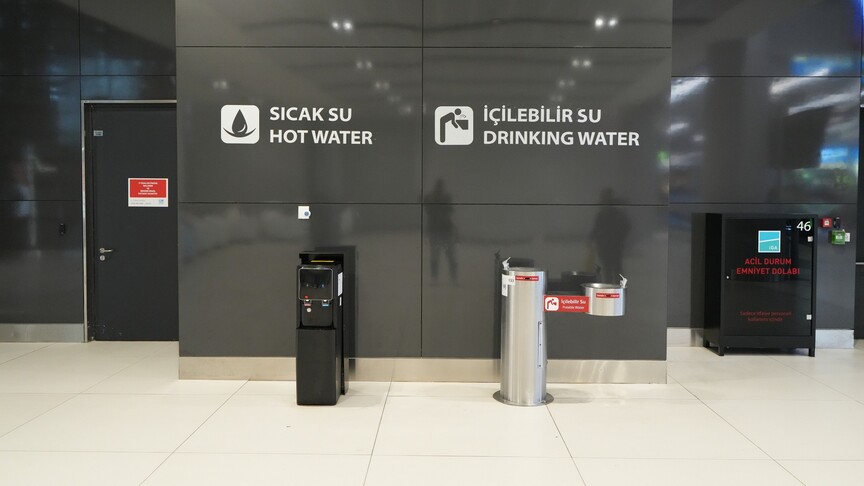 Havalimanlarında ücretsiz içme suyu hizmeti yaygınlaştırılıyor