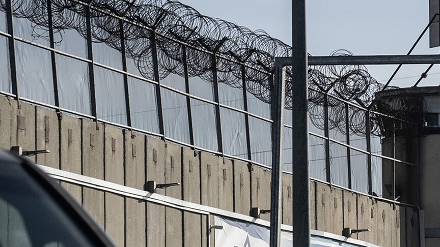 İsrail'de Ganot Cezaevi yönetimi, Filistinli tutukluların bayram namazı kılmasını engelledi