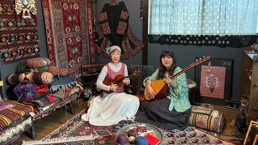 Japon "Yakamoz Duo", Türk ezgilerini Uzak Doğu'ya taşıyor