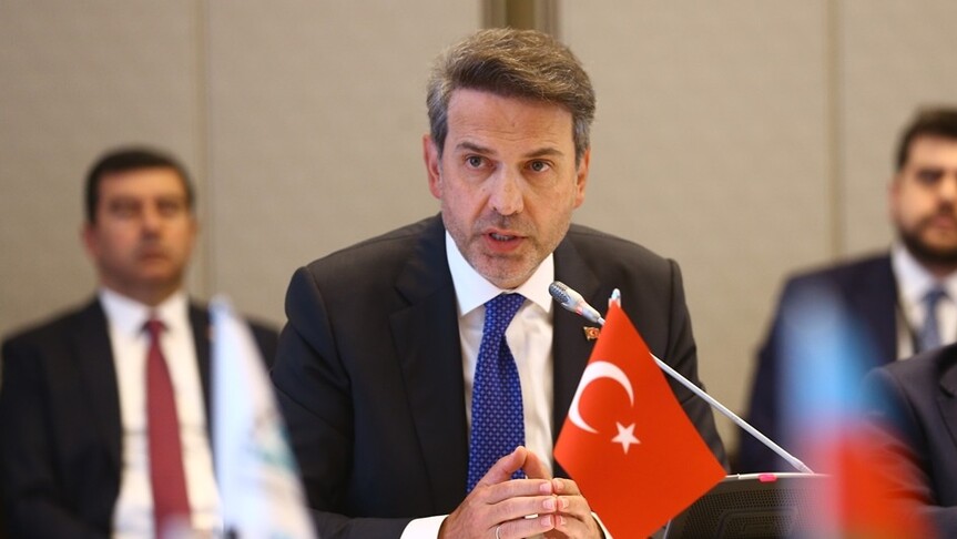 Bakan Bayraktar:  Türkiye, enerji alanındaki tüm başlıklarda D8 üyesi ülkelerle işbirliğini güçlendirmeye kararlıdır