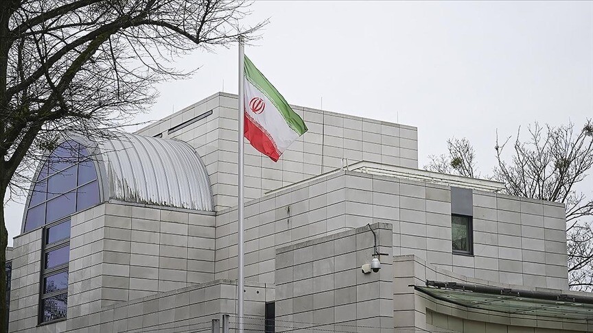 ئێران: "ئەمریکا خاکی کوێت و بەحرێنی بۆ ھێرشکردنە سەر وڵاتەمان بەکارھێناوە"