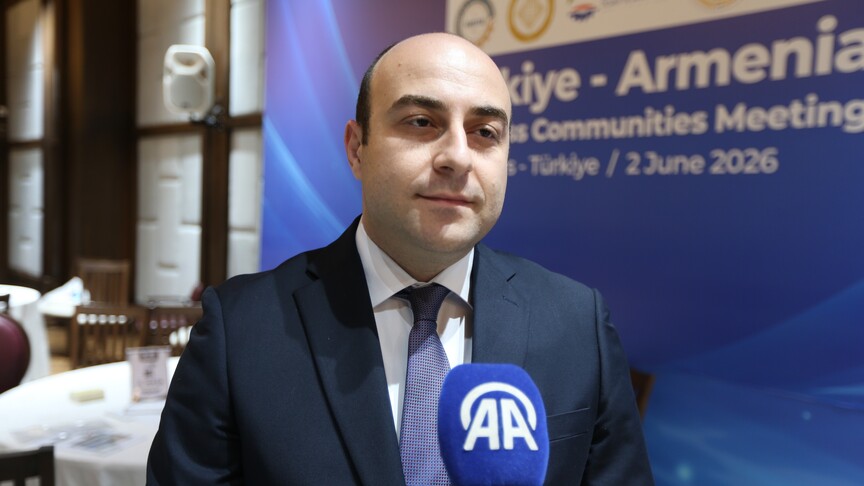 Ermenistan Dışişleri Bakanı Danışmanı Darbinyan'dan Türkiye ile yapıcı diyalog yürütüldüğü mesajı