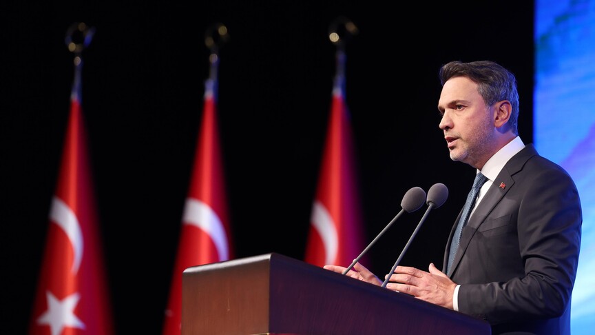 Enerji ve Tabii Kaynaklar Bakanı Bayraktar'dan "enerji arz güvenliği" açıklaması