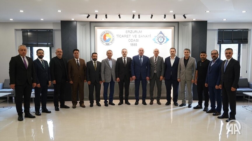 شاندێکی بازرگانان و دەستەی گەشتوگوزاری هەرێمی کوردستان سەردانی ژووری بازرگانی و پیشەسازیی ئه‌رزه‌ڕۆم'یان کرد