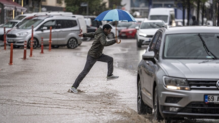 Erzurum'da sağanak etkili oldu