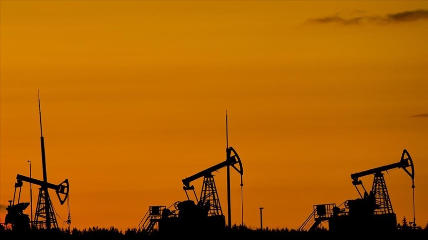 Brent petrolün varili Trump'ın İran'la anlaşma mesajlarıyla 90 doların altına geriledi