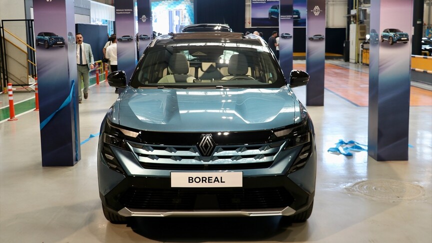 Renault'un Boreal modeli banttan indirildi