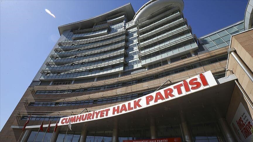 CHP'li Başarır ve Günaydın'ın "grup başkanvekili" ünvanları TBMM'nin internet sitesinden kaldırıldı