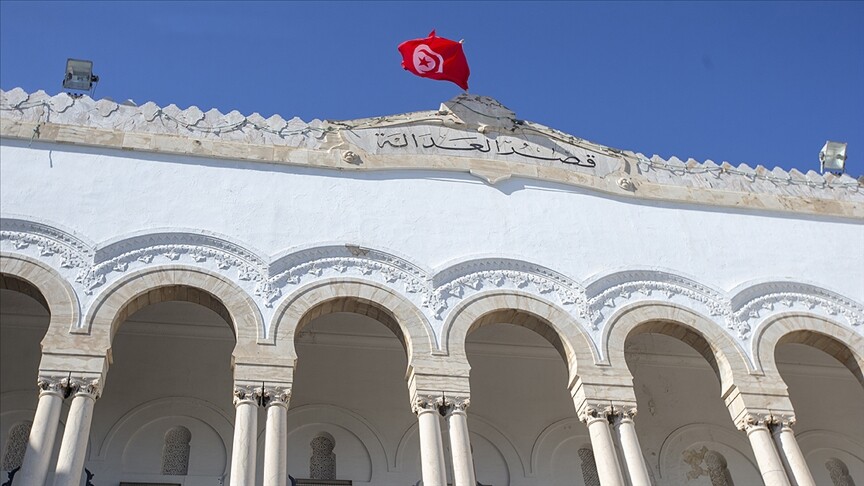 Tunus'ta Nahda Hareketi yöneticilerine hapis cezası