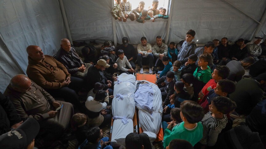 6 Gazans killed by Israeli fire, death toll tops 73,000