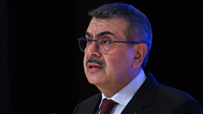 Milli Eğitim Bakanı Tekin'den ortaöğretimde net okullaşma oranına ilişkin açıklama