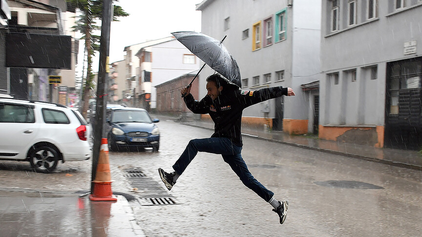 Türkiye'de geçen ay 214 şiddetli meteorolojik olay yaşandı