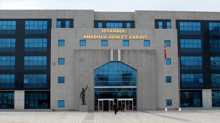 Adalar Belediyesinde rüşvet karşılığı ruhsat iddialarına ilişkin operasyonda 41 zanlı yakalandı