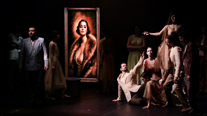 Sabahattin Ali'nin "Kürk Mantolu Madonna"sı müzikal drama olarak sahnelendi