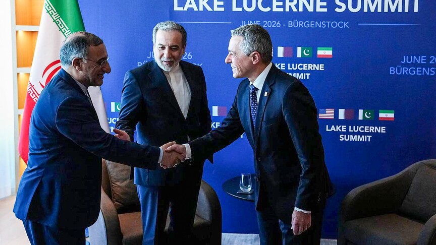 Iran Protests Trump Threats as Violating Peace Memorandum During Swiss Talks