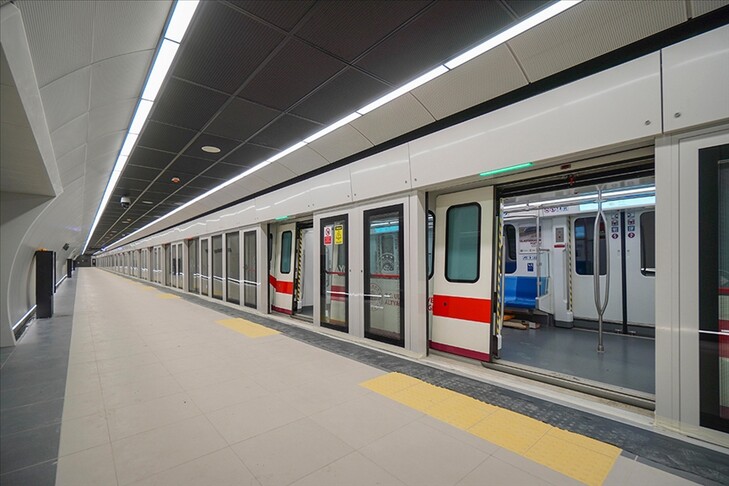 Halkalı-Arnavutköy Metro Hattı bir günde 10 binden fazla yolcuya hizmet verdi