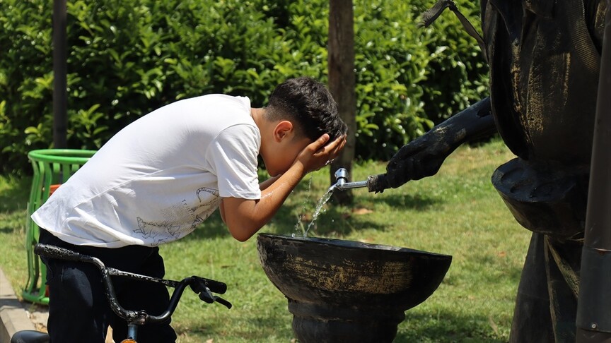 Şanlıurfa'da termometreler 43 dereceyi gösterdi