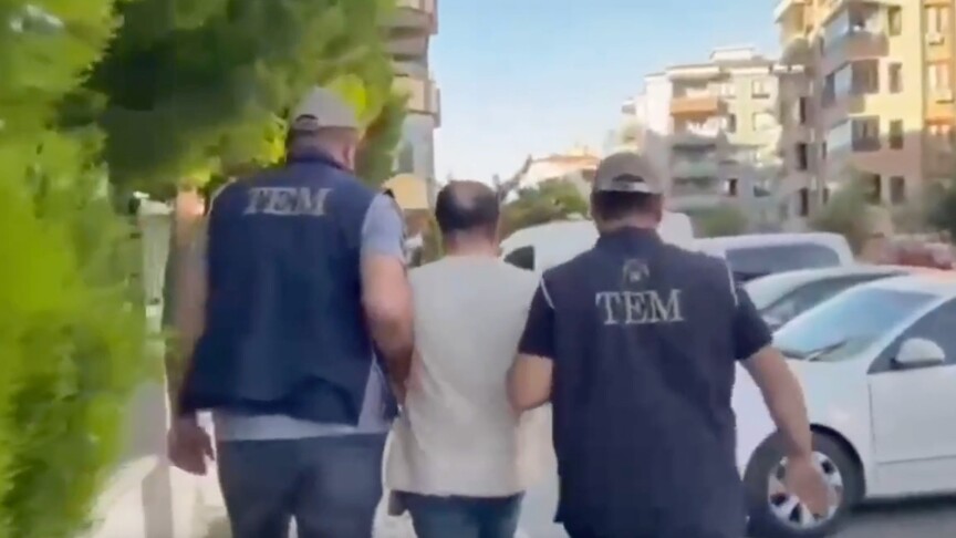 FETÖ'ye yönelik 42 ilde düzenlenen operasyonlarda 128 şüpheli tutuklandı
