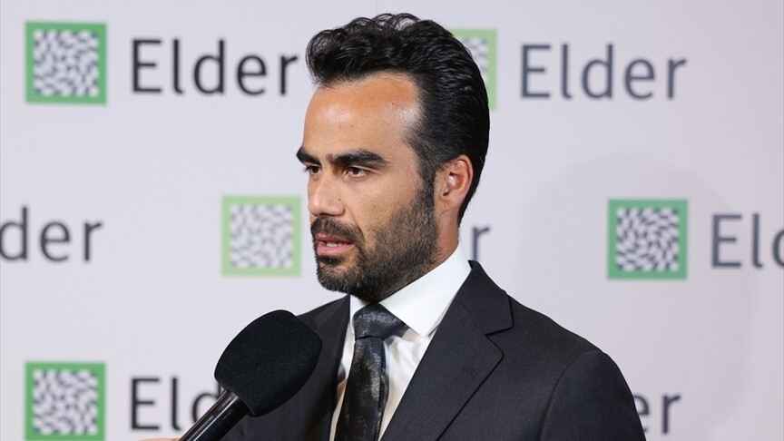 Elder Başkanı Erdeniz, elektrik dağıtım şebekeleri için 50 milyar dolar yatırım gerektiğini belirtti